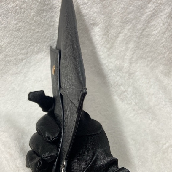 Black clutch and wristlet with card holder - Picture 5 of 15